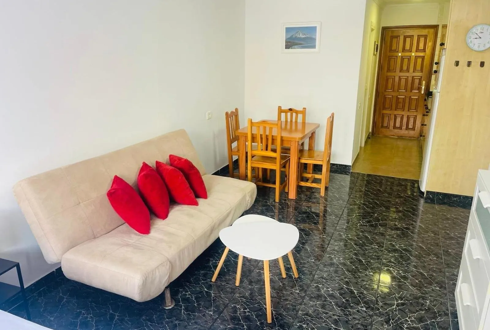 Apartment Cozy 2-Bed & Sofa-Bed Studio In Los Cristianos Los Cristianos